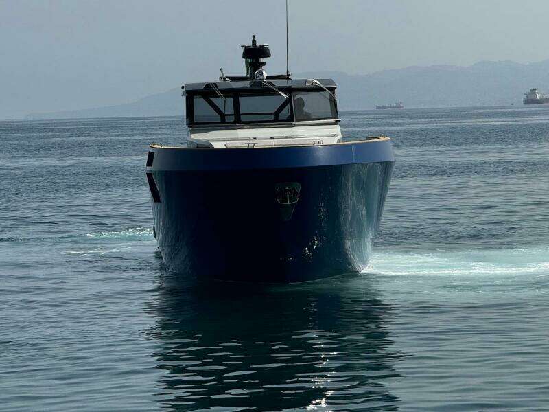 Aicon Audace 50 yacht, 2025 model, cruising on calm waters.