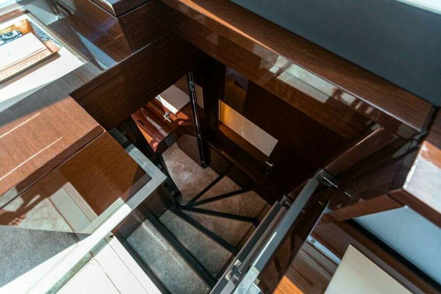 2020 Prestige 630 FB  Aft Stairway