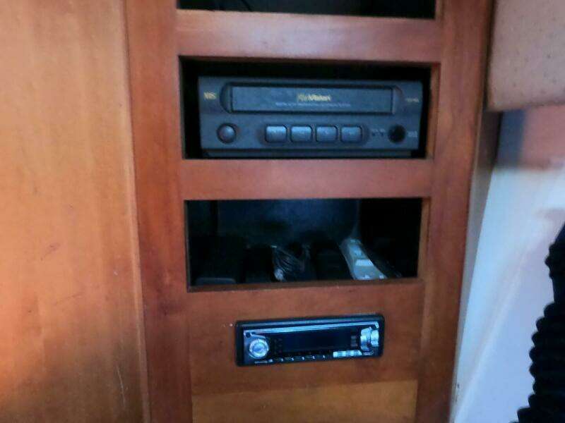 2002 Luhrs 34 Convertible