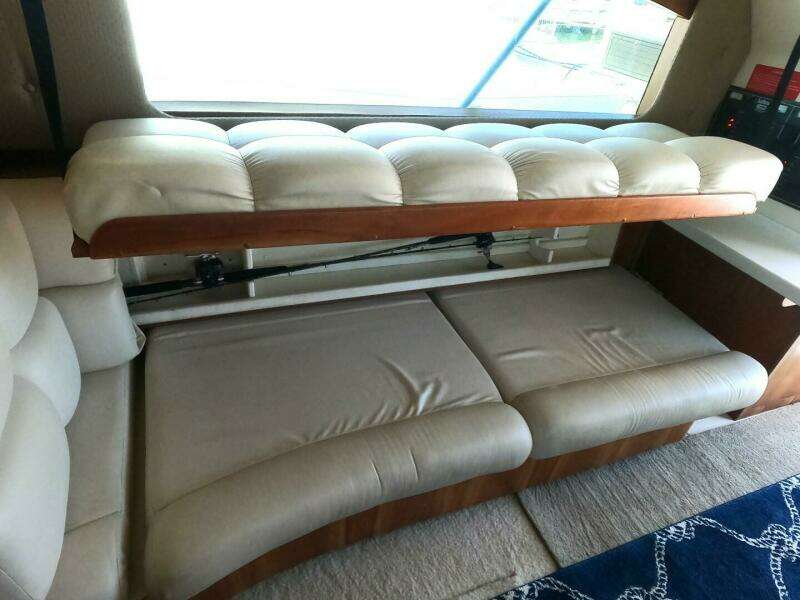 2002 Luhrs 34 Convertible