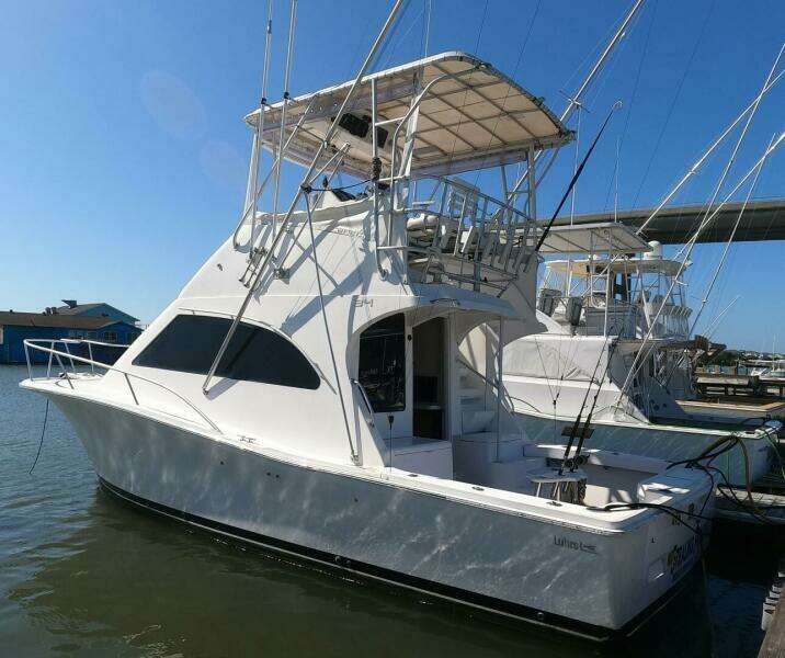 2002 Luhrs 34 Convertible