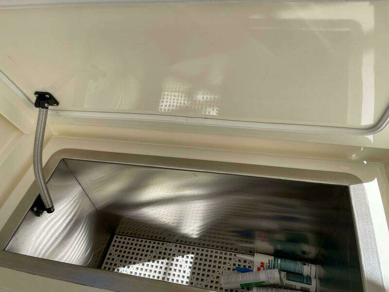 2007 Viking 52 Convertible