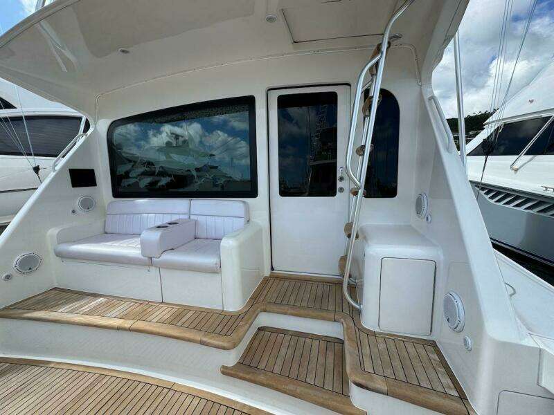 2007 Viking 52 Convertible