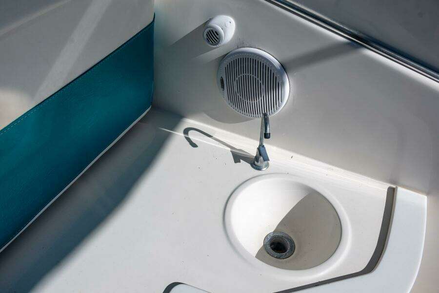 1995 Cruisers ESPRIT 3570