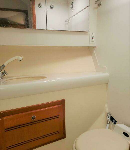 2003 Cabo Flybridge Sportfish