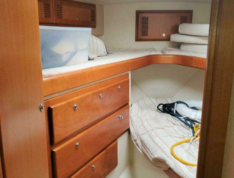 2003 Cabo Flybridge Sportfish