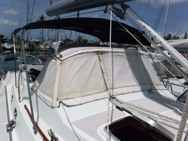 1998 Tayana 48 Center Cockpit