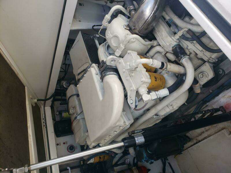 1999 Cabo Express Cruiser