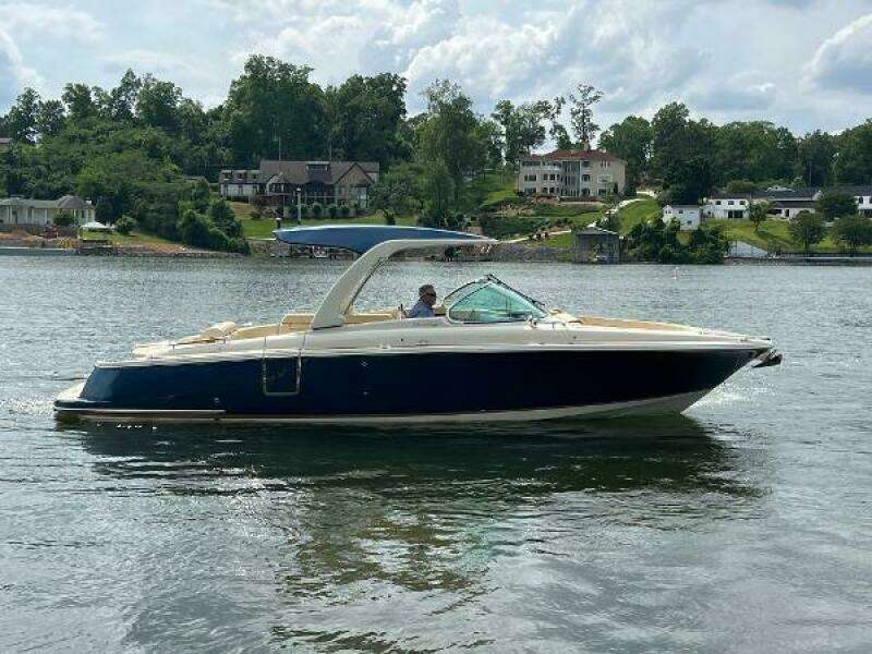 2020 Chris-Craft Launch 31 GT