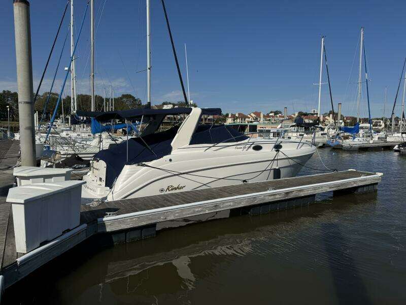2002 Rinker 342 Fiesta Vee