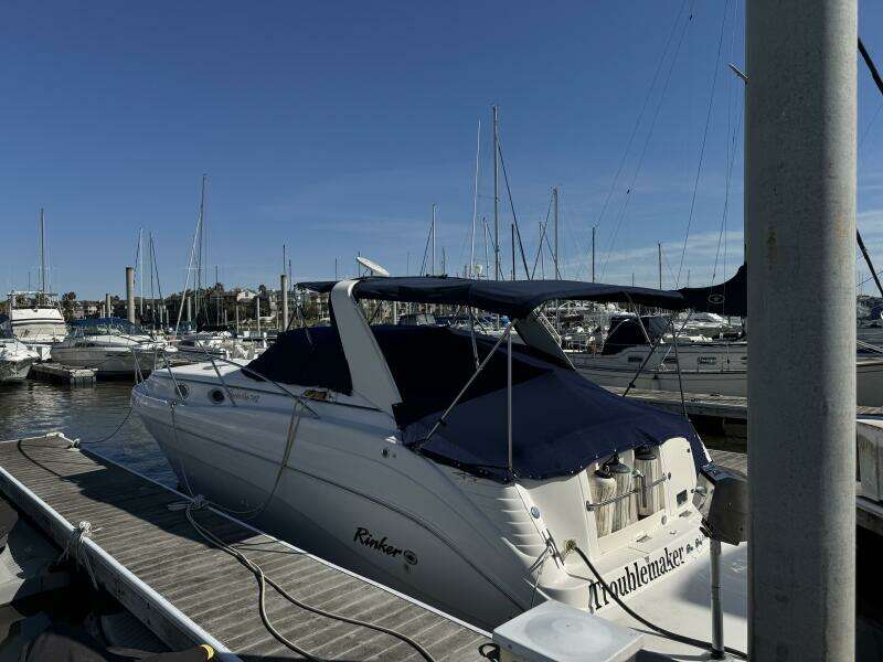 2002 Rinker 342 Fiesta Vee