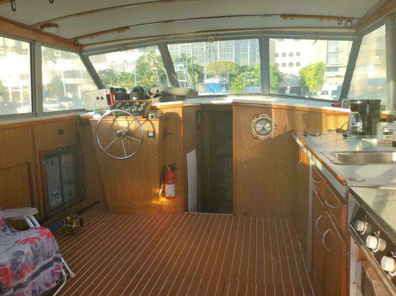1979 Bertram 38 Convertible Sportfisher