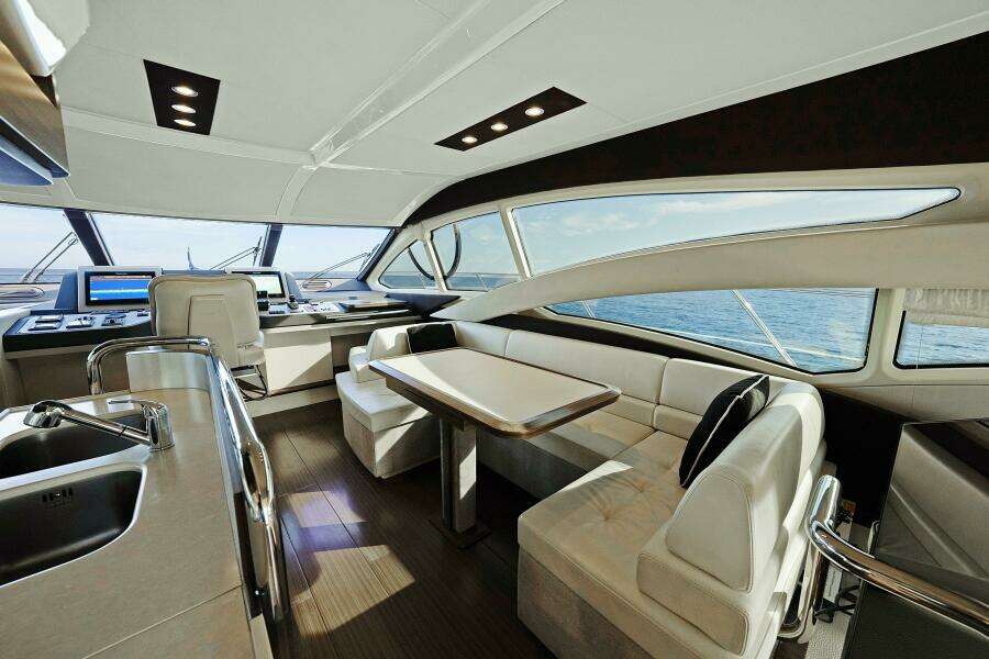 2017 Azimut 60 Flybridge