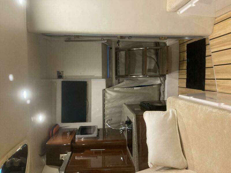 2015 Regal 28 Express