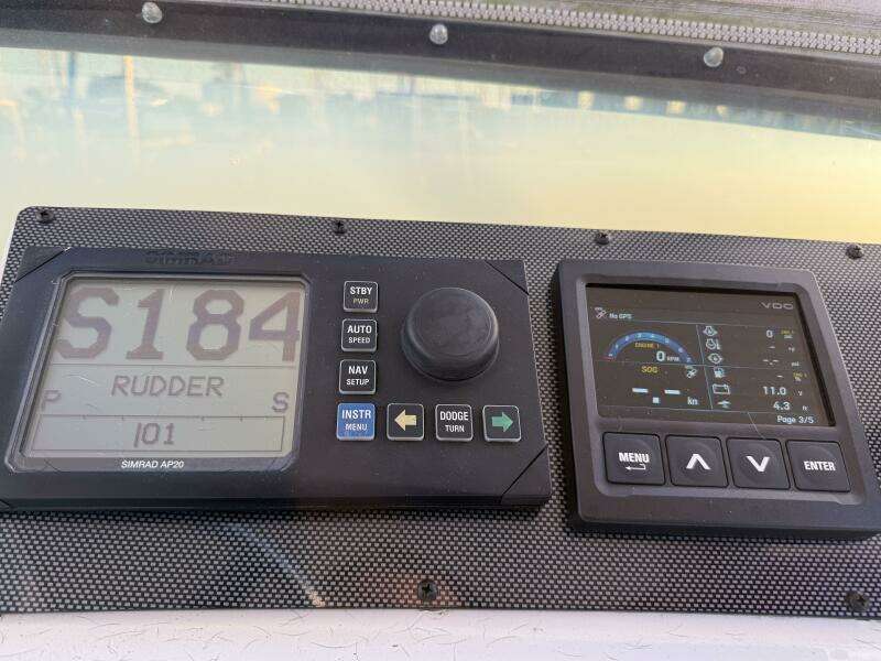 1994 Hatteras Double Cabin