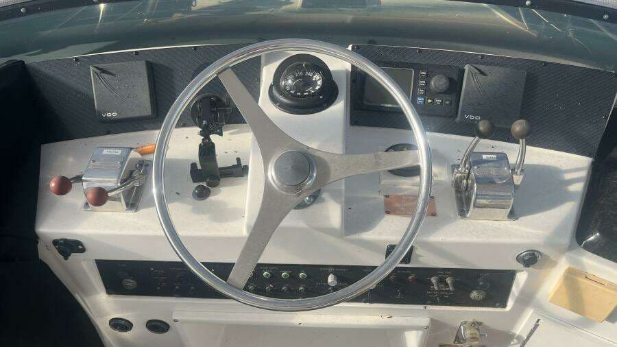 1994 Hatteras Double Cabin