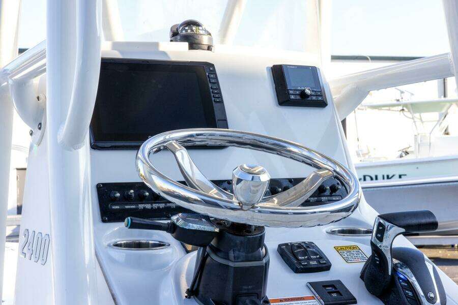 2021 Pathfinder 2400 TRS