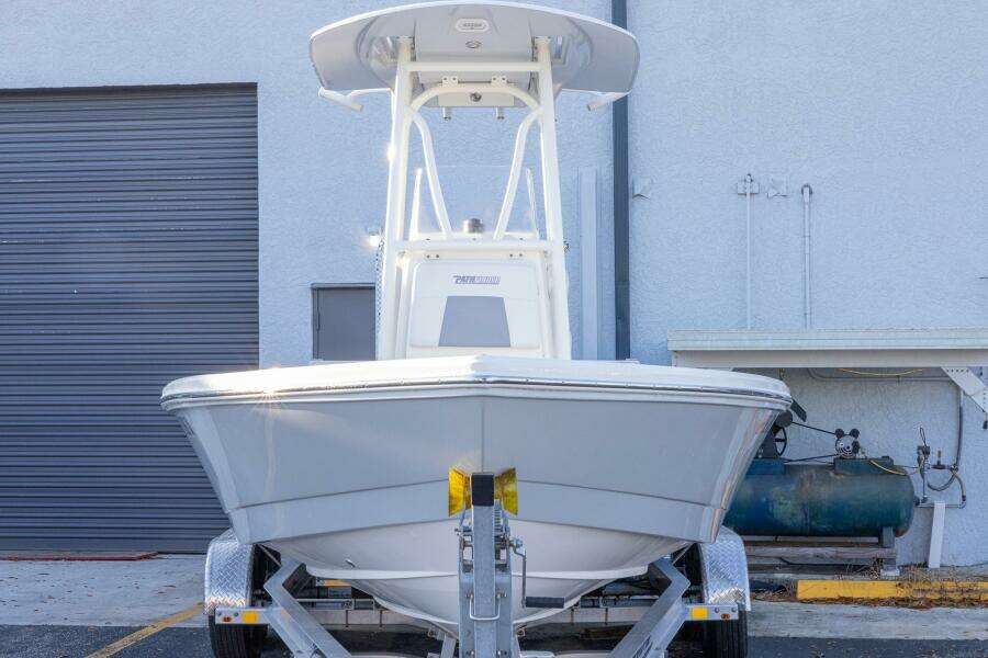 2021 Pathfinder 2400 TRS