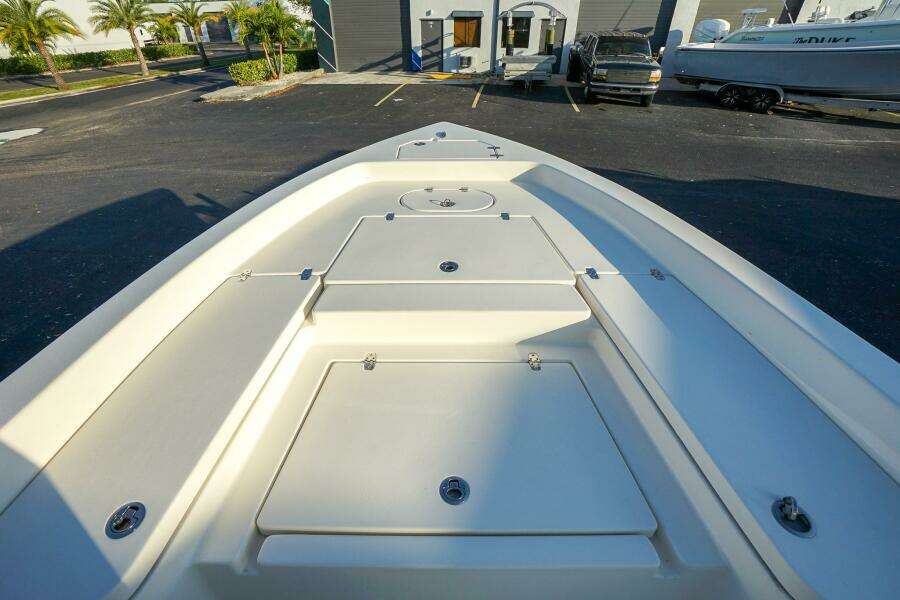 2021 Pathfinder 2400 TRS