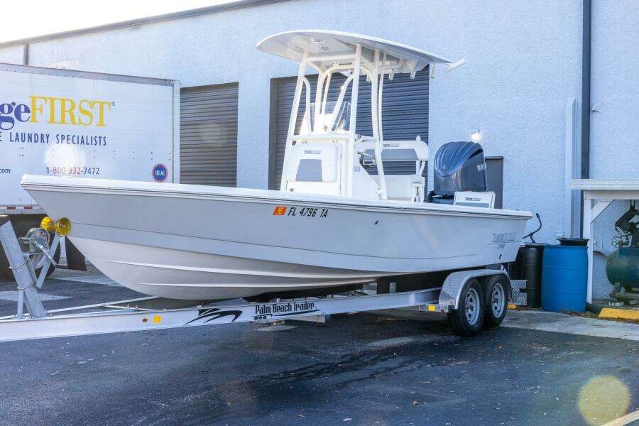 2021 Pathfinder 2400 TRS