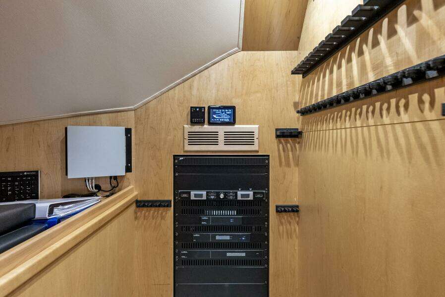 2019 Viking 80 Convertible