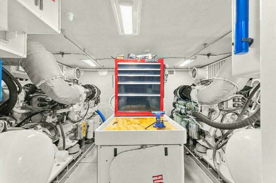 2006 Paragon Cockpit