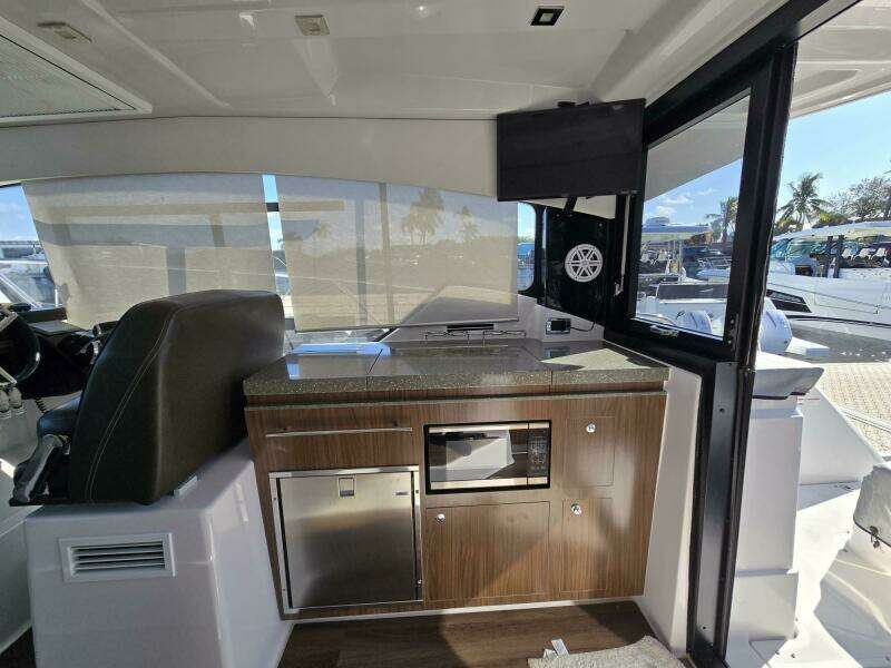 2020 Four Winns V355 Coupe OB