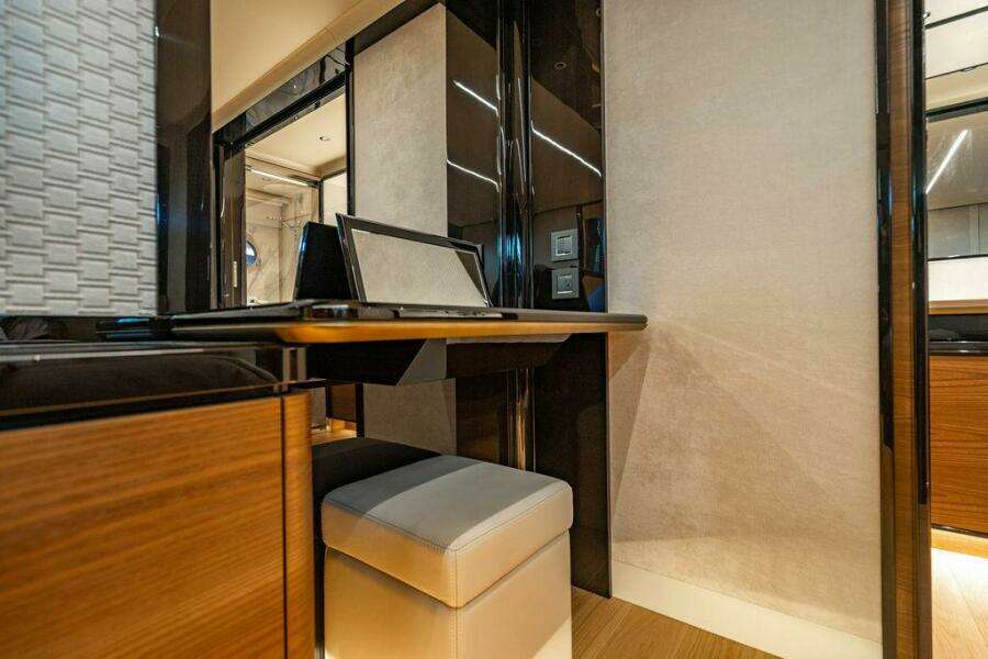 Absolute 64 - Kingship - Master Head