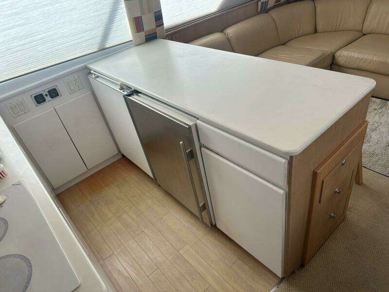 1996 Hatteras 50 Convertilble