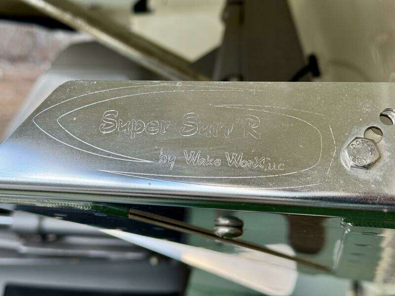 2018 Chris-Craft Launch 27 Heritage Trim Edition - Surf