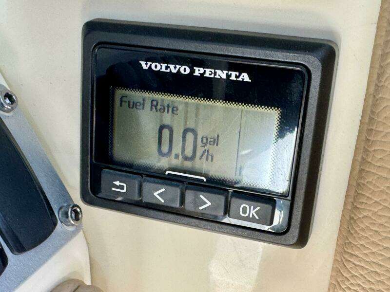 2018 Chris-Craft Launch 27 Heritage Trim Edition - Surf