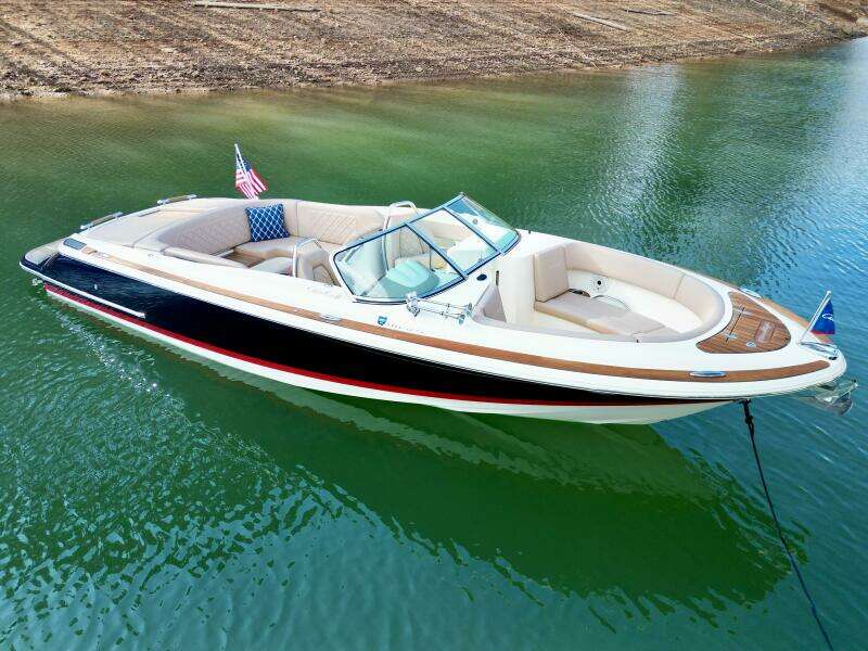 2018 Chris-Craft Launch 27 Heritage Trim Edition - Surf
