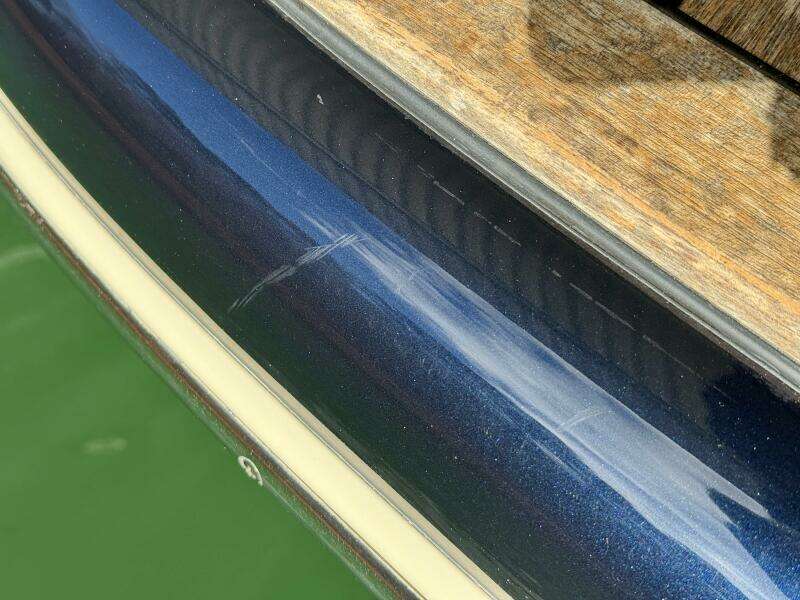 2018 Chris-Craft Launch 27 Heritage Trim Edition - Surf