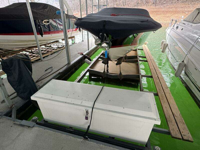 2018 Chris-Craft Launch 27 Heritage Trim Edition - Surf