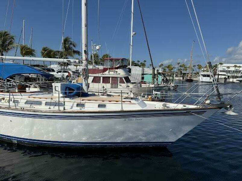 1985 Endeavour 42