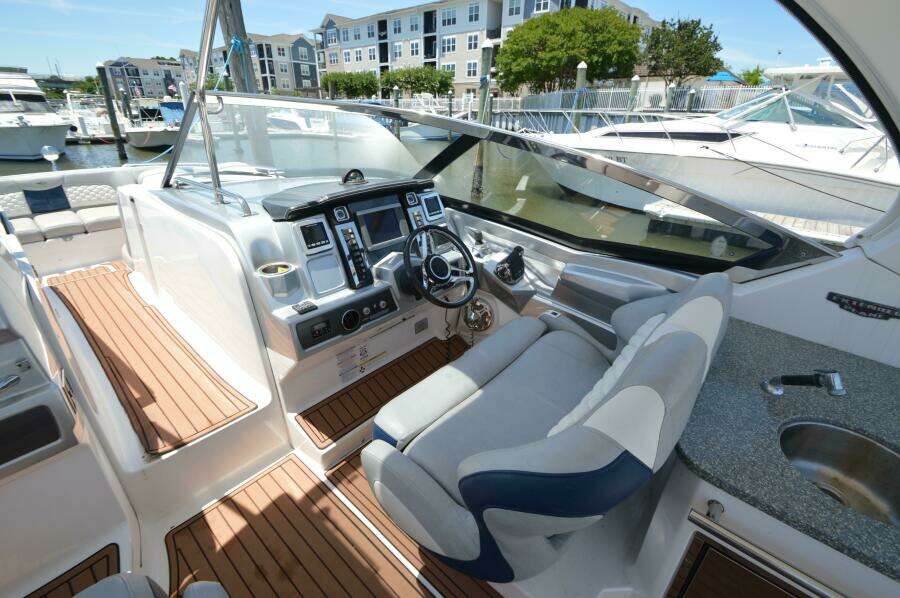 2013 Chaparral 327 SSX