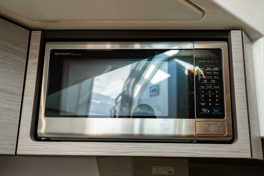 2022 Tiara Yachts 43 LS