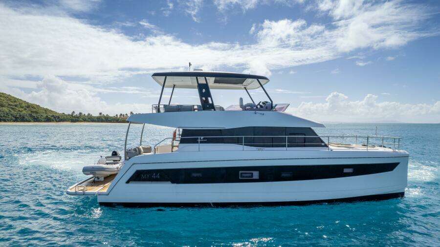 2021 Fountaine Pajot MY44