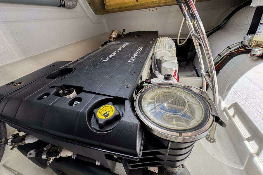 2021 Fountaine Pajot MY44