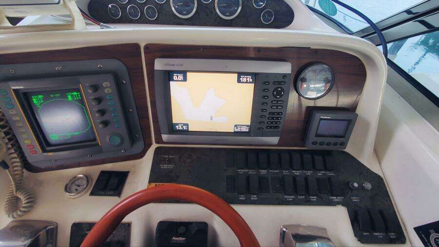 1997 Sea Ray 370