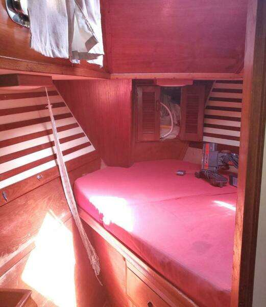 1982 Endeavour 43 CC