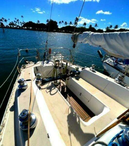 1986 J Boats Masthead Sloop