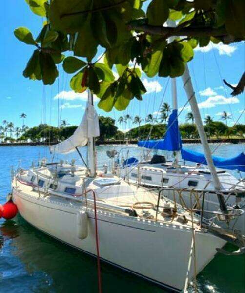 1986 J Boats Masthead Sloop