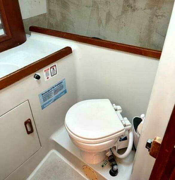 1986 J Boats Masthead Sloop