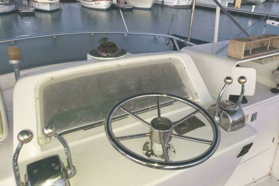 1988 Bertram 37 Convertible