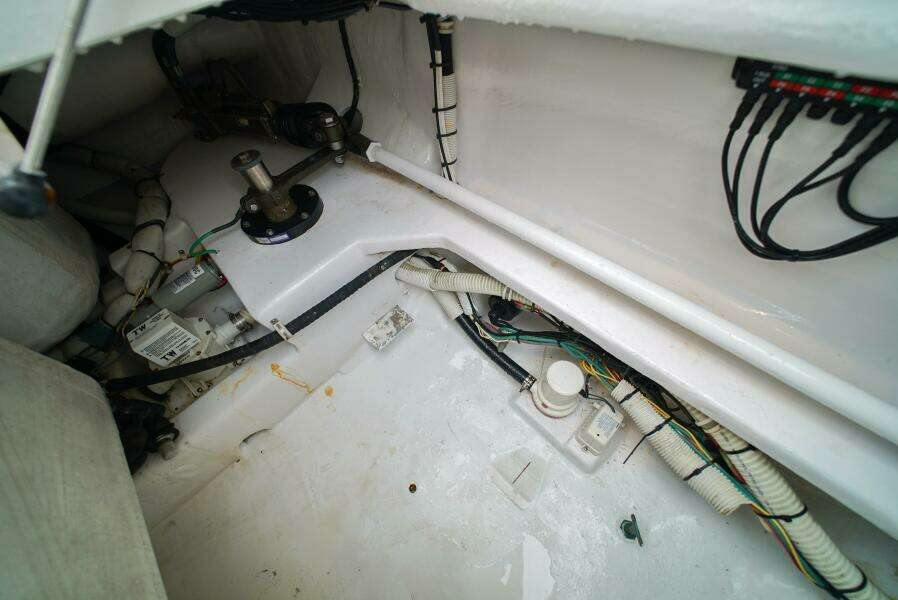 2007 Viking 45 Convertible Bad Habits