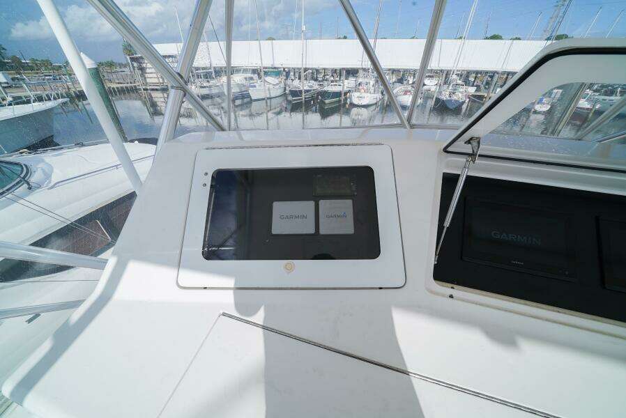 2007 Viking 45 Convertible Bad Habits