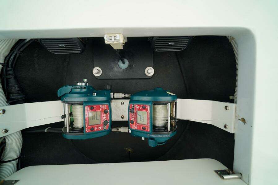 2007 Viking 45 Convertible Bad Habits