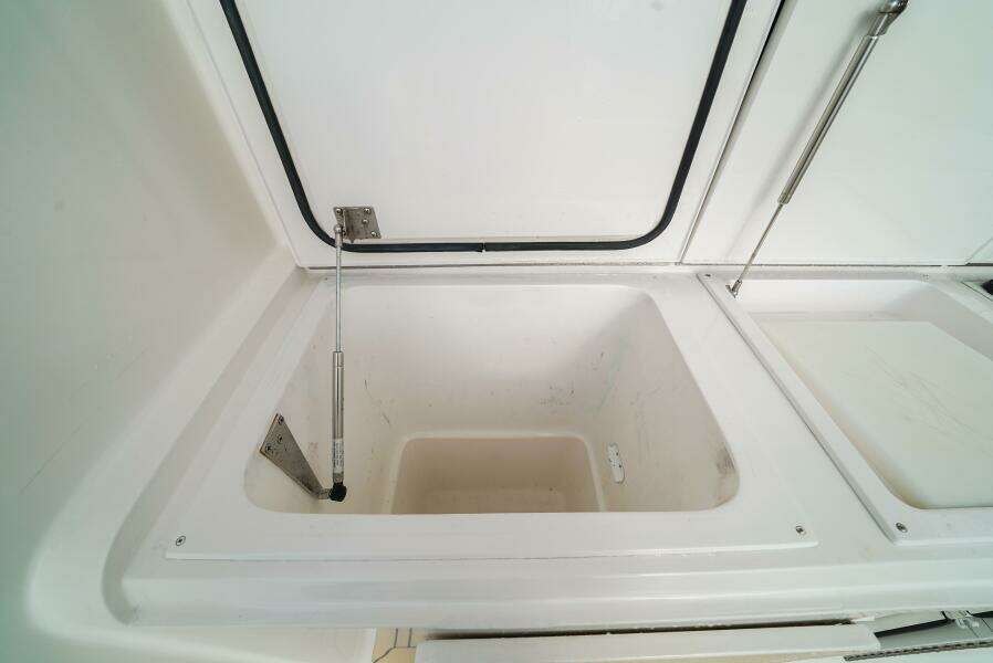 2007 Viking 45 Convertible Bad Habits