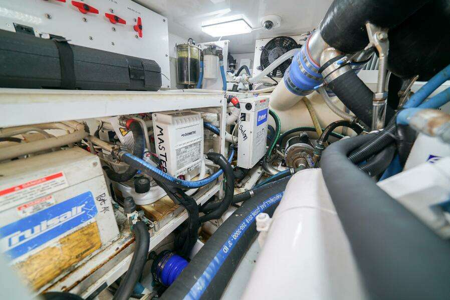 2007 Viking 45 Convertible Bad Habits